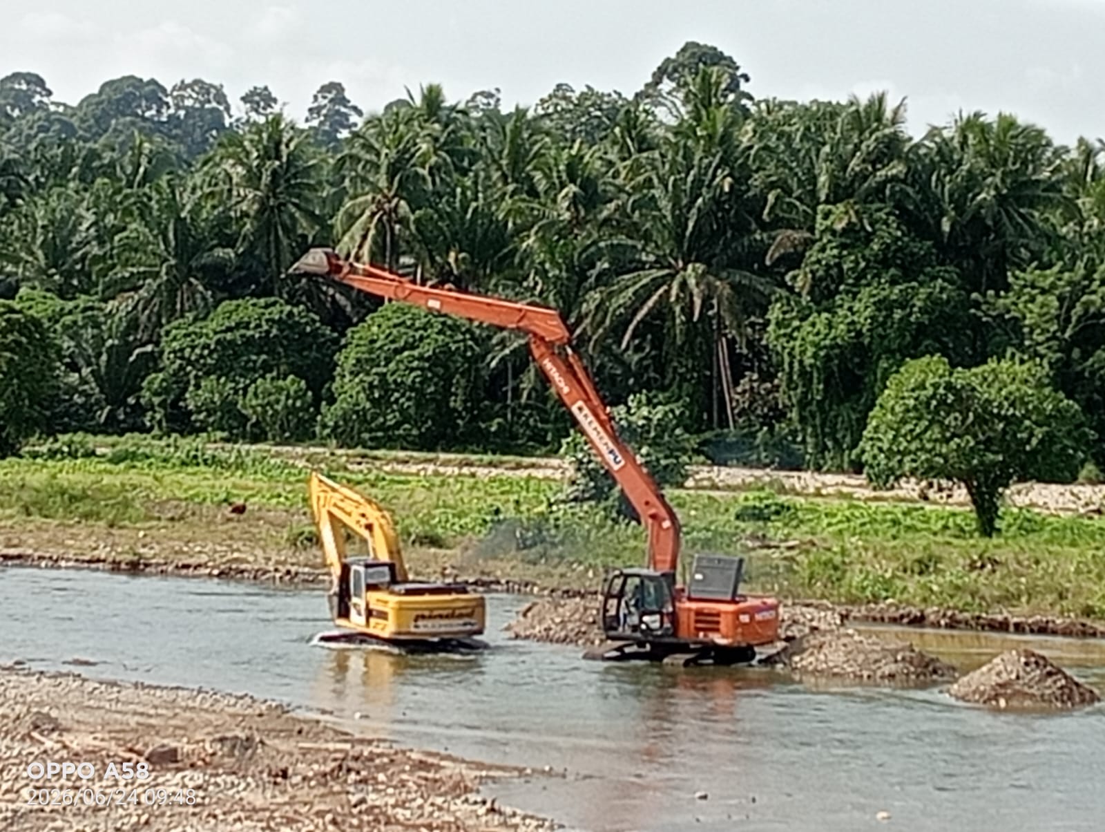 Kegiatan Pembangunan Air Nipis